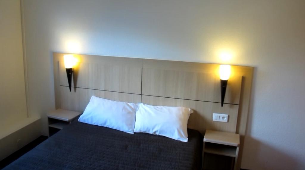 Hotel Class'Eco Courcouronnes Екстериор снимка