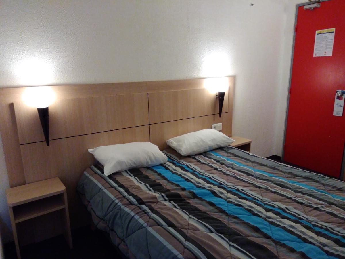 Hotel Class'Eco Courcouronnes Екстериор снимка